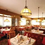 Hotel Neuwirt 3*