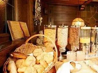 Neuwirt Hotel 3*