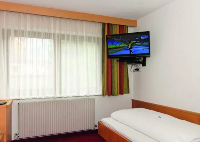 Hotell Neuwirt Mieming