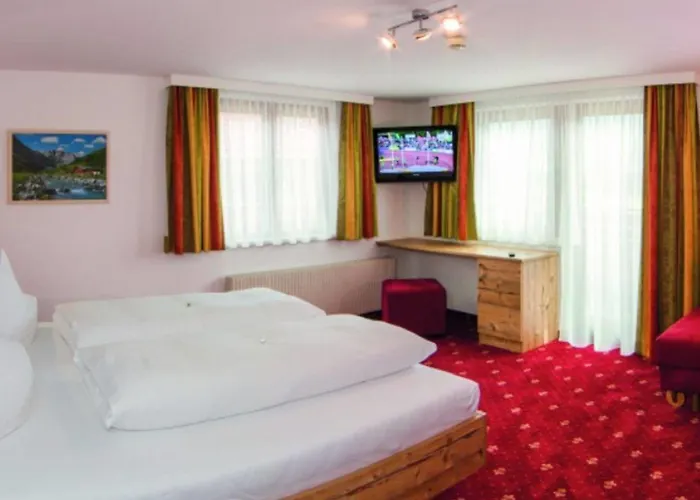 Neuwirt Hotell 3*