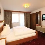 Neuwirt Hotel